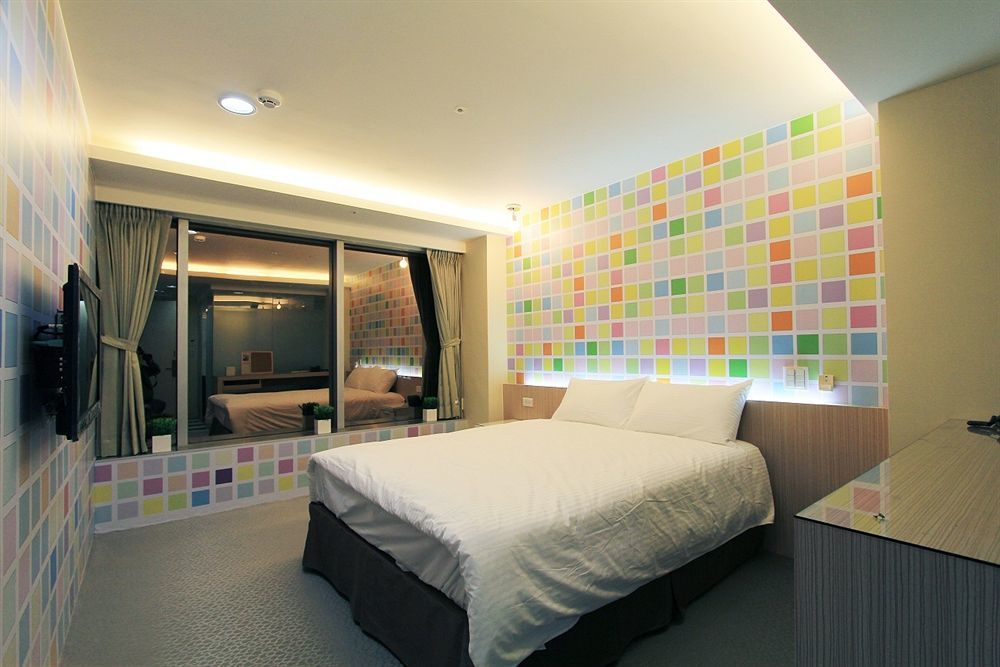 Morwing Hotel Fuzhong Taipei Extérieur photo