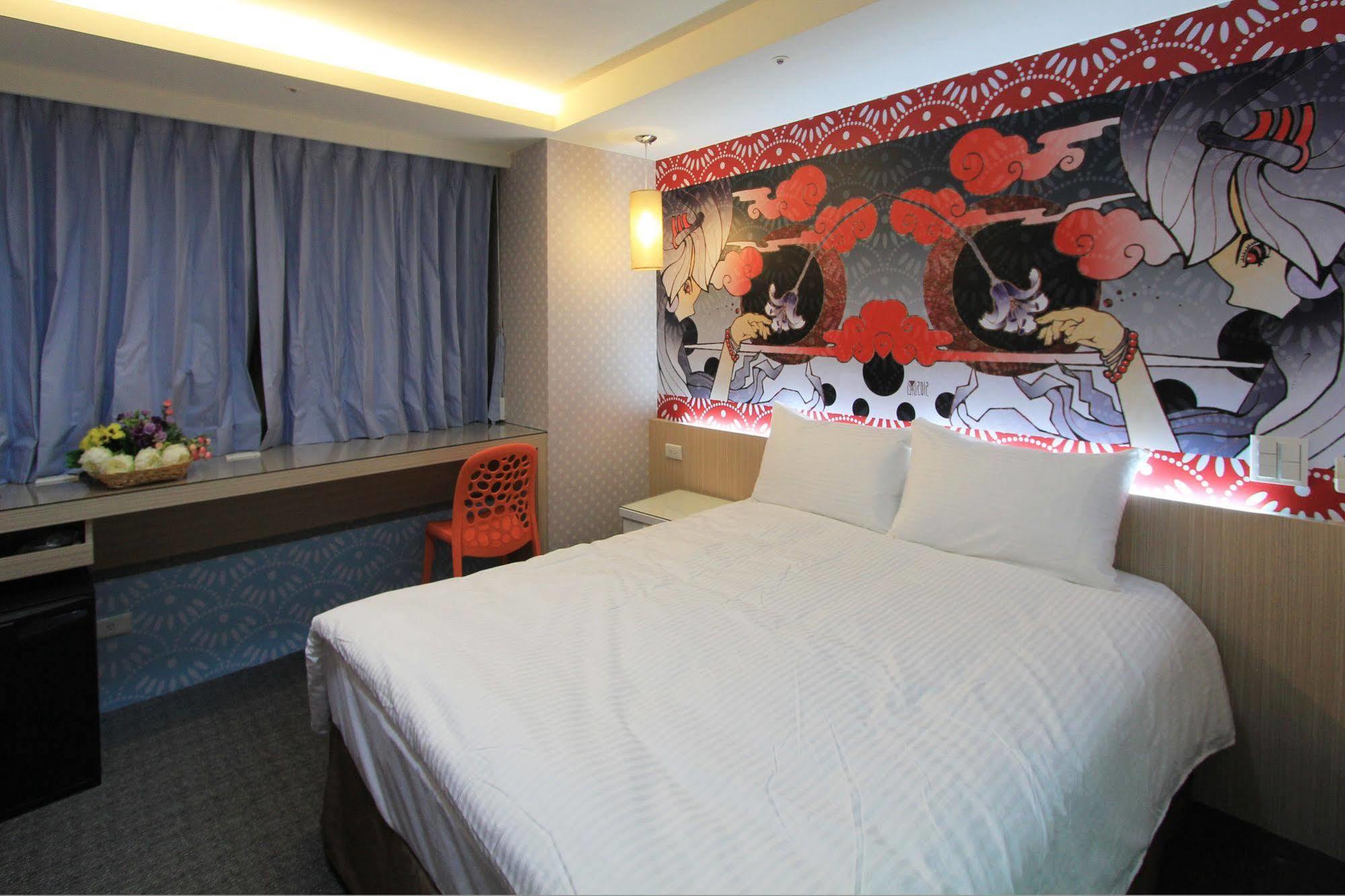 Morwing Hotel Fuzhong Taipei Extérieur photo