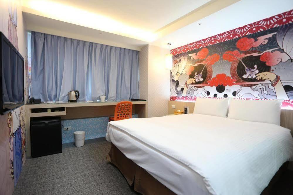 Morwing Hotel Fuzhong Taipei Extérieur photo