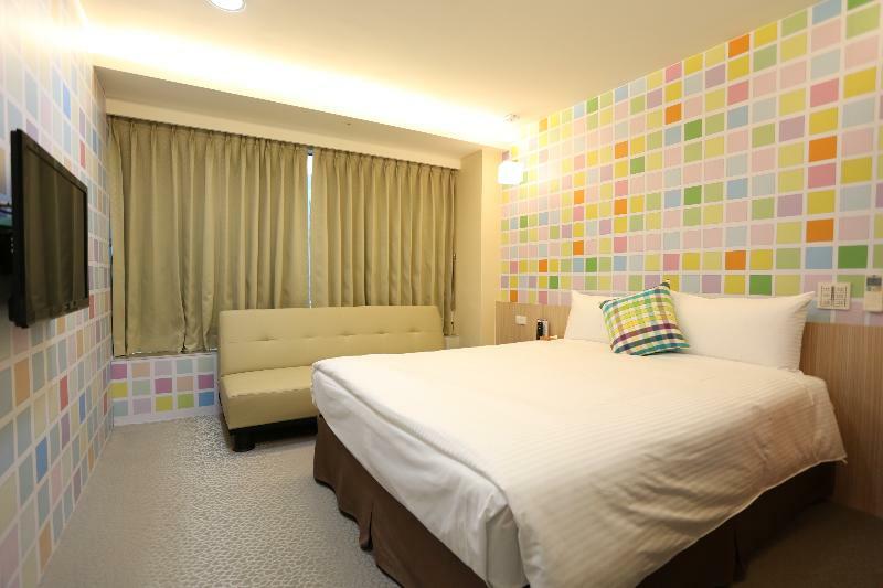 Morwing Hotel Fuzhong Taipei Extérieur photo